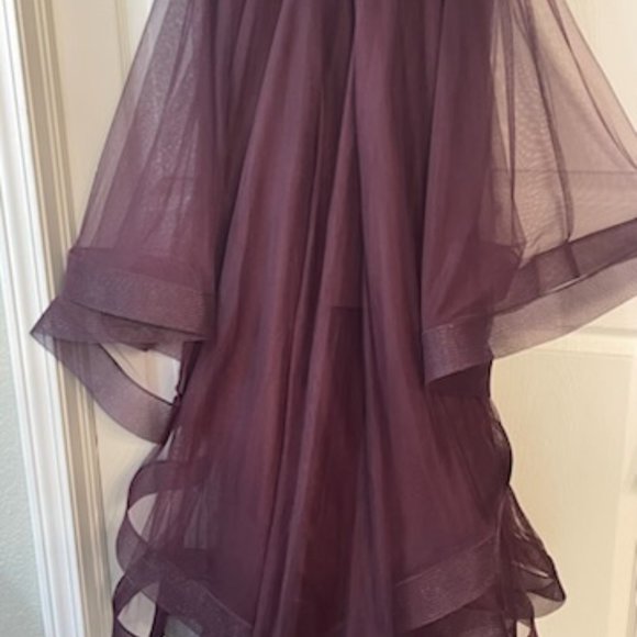 Maroon and Gold Formal Dress with loads of detail - Picture 4 of 16